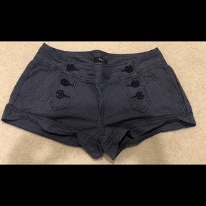 Express shorts